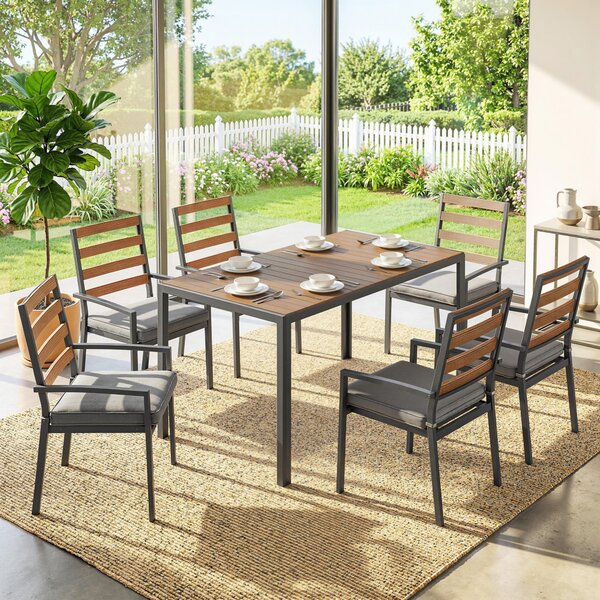 Outsunny Set giardino 7 pezzi con tavolo pranzo, 6 sedie e cuscini, Legno naturale | Aosom Italy