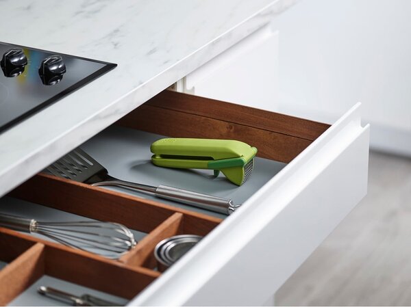 Pressa per aglio verde CleanForce - Joseph Joseph