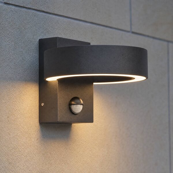 Applique da esterni LED Lucande Nirella, nera, CCT, con sensore Nirella, Nero, Metallo, Moderno, Applique da esterni