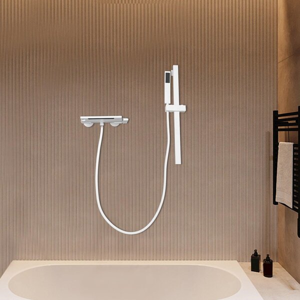 Rubinetto da bagno moderno, bianco, a cascata, con doccetta manuale e finitura in nichel spazzolato