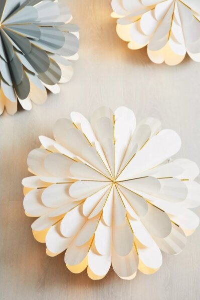 Markslöjd 705309 - Decorazione natalizia MARIGOLD 1xE14/25W/230V d. 60 cm bianco