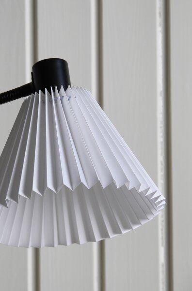 Markslöjd 108697 - Lampada da tavolo MIRA 1xE14/40W/230V nero/bianco