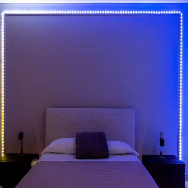 Twinkly TWD200STP-TEU - Striscia LED RGB dimmerabile per esterni 200xLED 10m IP44 WiFi