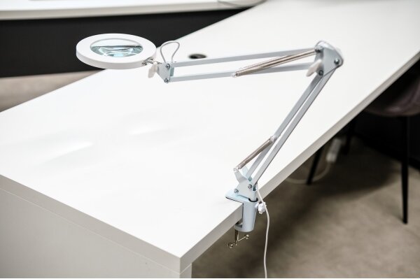 Brilagi - Lampada da tavolo LED dimmerabile con una lente d'ingrandimento LED/12W/5V 3000/4200/6000K bianco