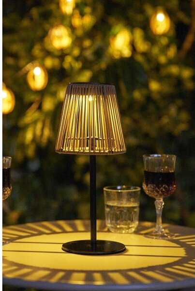 Illuminazione esterna LED con alimentazione a pannelli solari da tavolo /portatile ø 14 cm Salford – House Nordic
