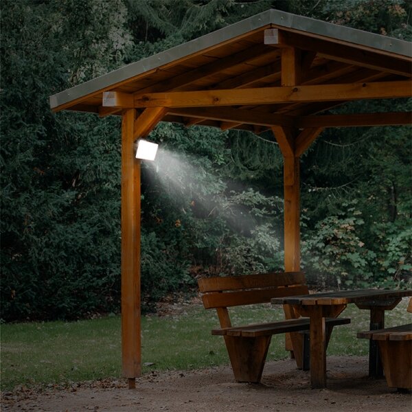 Solight WM-10WS-Q - Proiettore da esterno a LED con sensore LED/10W/230V 4000K IP44