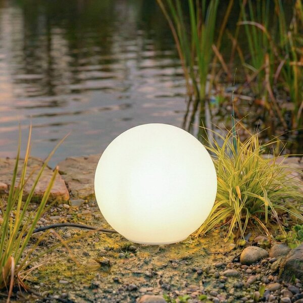 Lindby Lampada a sfera Valyra, Ø 30 cm, IP54, picchetto da terra Valyra, Bianco / Opale, Plastica, Moderno