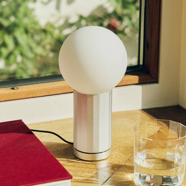 HAY Lampada da tavolo TURN ON, dimmerabile, Alluminio / Grigio / Zincato, Soggiorno / Sala da pranzo, Vetro, Moderno, Lampada da tavolo