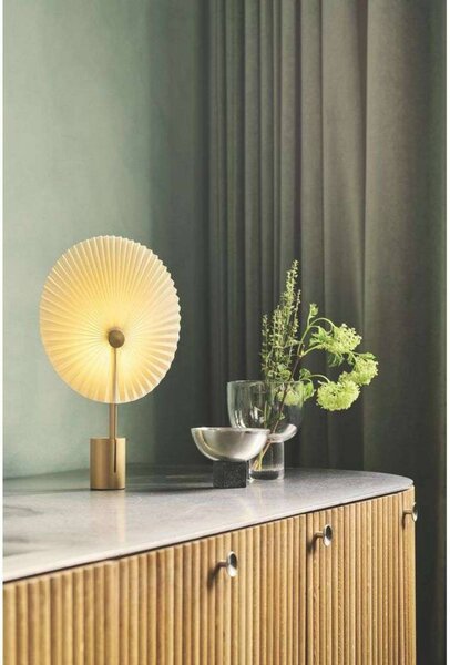 GEJST Lampada da tavolo Liris, dimmerabile, Ottone / Oro, Soggiorno / Sala da pranzo, Metallo, Design, Lampada da tavolo