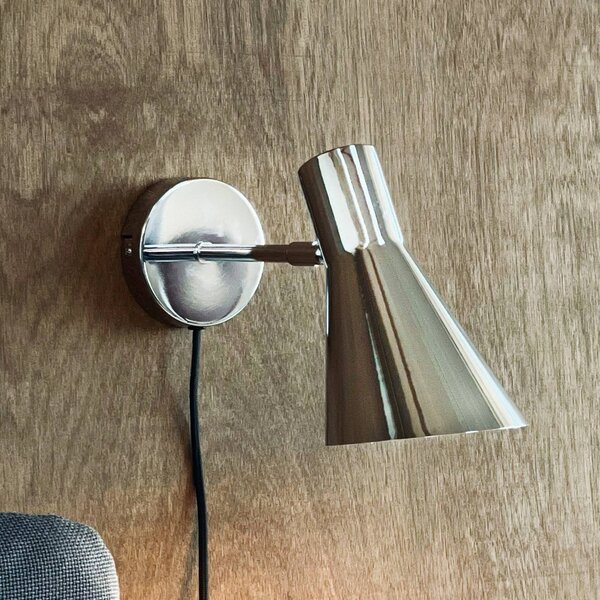 Dyberg Larsen Applique DL12, cromata, cavo, E27, metallo DL12, Cromo / Argento, Soggiorno / Sala da pranzo, Metallo, Design