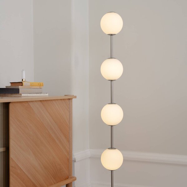 UMAGE Lampada da terra di design Audrey, dimmerabile, Alluminio / Grigio / Zincato, Soggiorno / Sala da pranzo, Metallo, Design, Lampada da terra