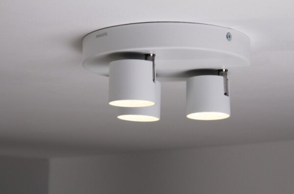 Philips 56243/31/16 - Luce Spot a LED dimmerabile STAR 3xLED/4W/230V