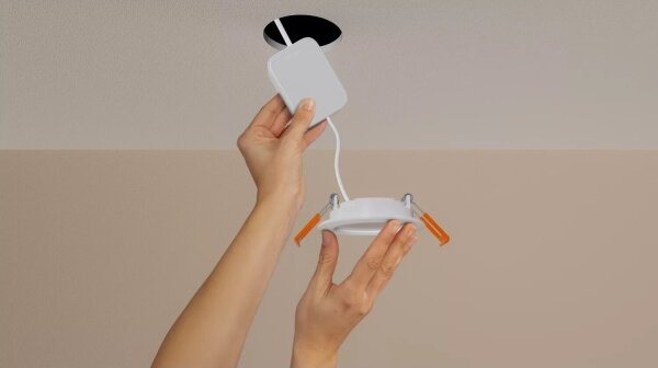 Philips - LED RGBW Lampada da bagno dimmerabile Hue SLIM LED/12W/230V IP44
