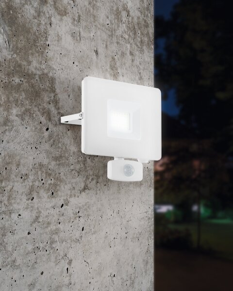 Eglo 33158 - Proiettore di luce a LED con sensore FAEDO 3 LED/30W/230V