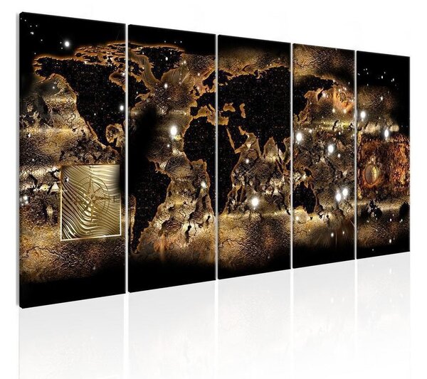 Quadro World at Night