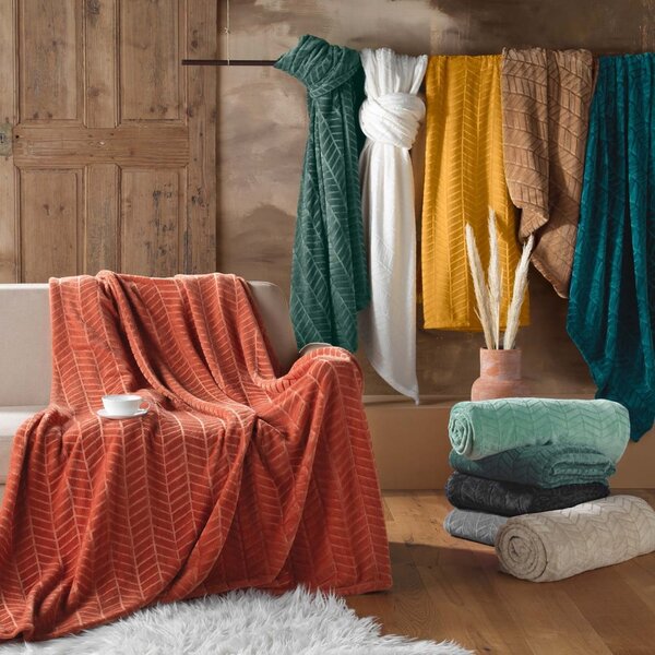 Copriletto nero in microflanella 180x220 cm Arya – douceur d'intérieur
