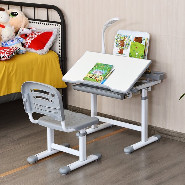 Costway Scrivania per bambini altezza regolabile 54-76cm Set tavolo e sedie bimbi inclinabile con lampada, Grigio