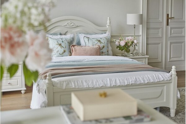 Letto bianco 2 metri bianco in stile classico elegante - Arrediorg