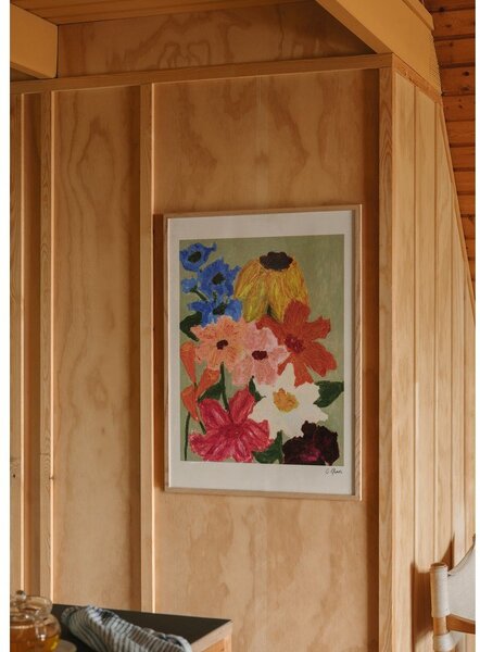 Poster 50x70 cm Flowers on Sage Green – Carla Llanos – The Poster Club