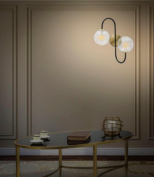 Lampada, Applique Da Muro in metallo dorato opaco IRON Dimensioni 36x24x45 cm Linea Glamy colore oro