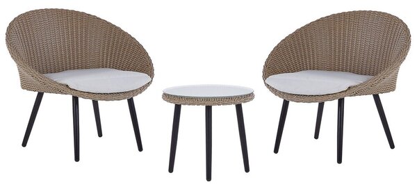 Set da bistrot da balcone con cuscini in vimini PE beige, tavolino e 2 sedie dal design moderno per esterni Beliani