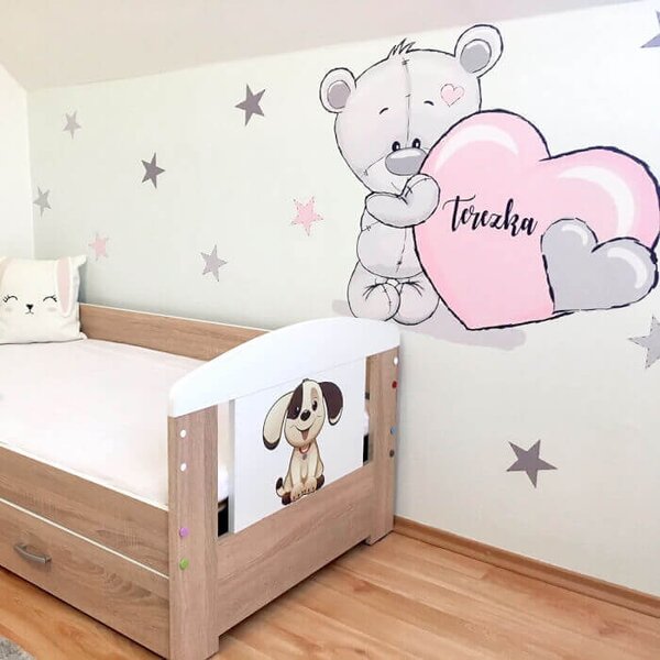 Adesivi murali per bambini - Orsetto con cuore e nome rosa