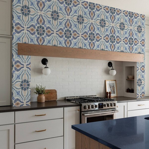 Carta da parati Ornamento in stile piastrella blu-beige dipinto ad acquerello, Parati fiori e piante classici, a01085 : Uwalls.it