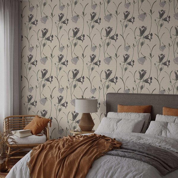 Carta da parati Fiori grigi a campana su sfondo beige chiaro, Parati fiori e piante classici, a01119 : Uwalls.it