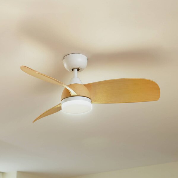 Lindby Ventilatore da soffitto a LED Enon, bianco/legno, DC, silenzioso Enon Lindby, dimmerabile, Bianco / Opale, Soggiorno / Sala da pranzo, Metallo, Moderno