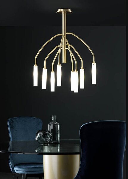 Lampada a soffitto willow di eperia con 8 luci a forma di candelabro realizzato interamente in ottone