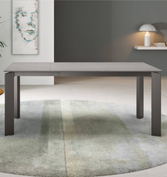 Tavolo Allungabile, Top Ceramica (sinthered stone) Gambe in Metallo Dimensioni 80x120 Max 170x h76 cm, peso kg 69 Fino a 8 persone colore top in marmo grigio opaco