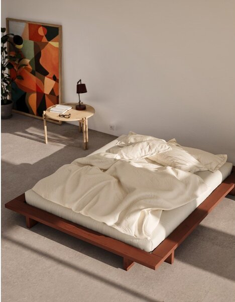 Letto matrimoniale color terracotta in pino massiccio senza testiera con rete inclusa 140x200 cm Japan – Karup Design