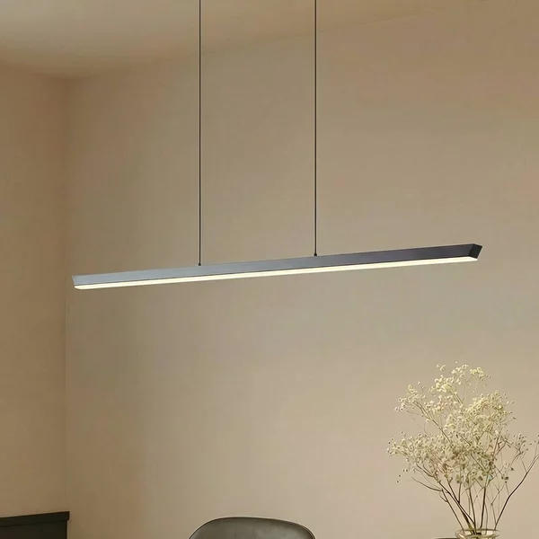 Lucande Lampada LED a sospensione Solvar, 117 cm, nera, CCT, dimmerabile Solvar Lucande,, Nero, Soggiorno / Sala da pranzo, Metallo, Moderno