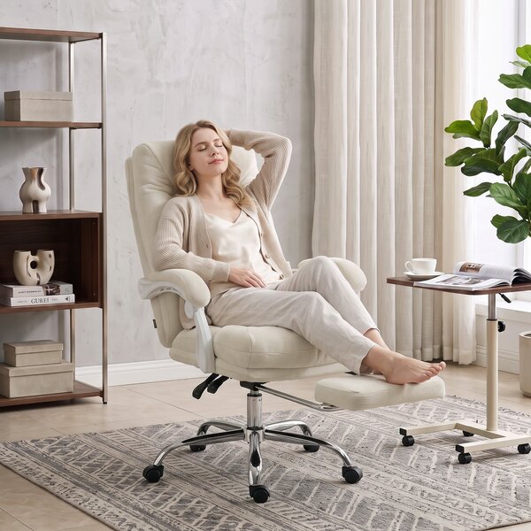HOMCOM Sedia da ufficio ergonomica reclinabile in ciniglia con poggiapiedi, crema | Aosom Italy
