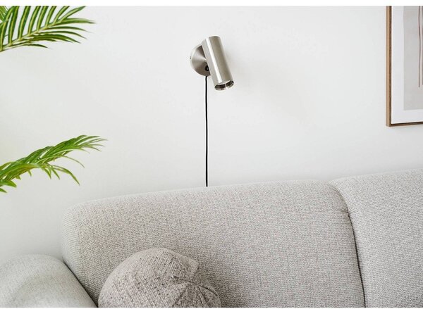Lampada da parete argentata in acciaio con alimentazione a corrente Paris – House Nordic