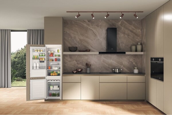 Whirlpool Frigorifero da Incasso Combinato Capacit 268 Litri Classe energetica E Raffreddamento Statico colore Bianco - WHC18D051A1 LH