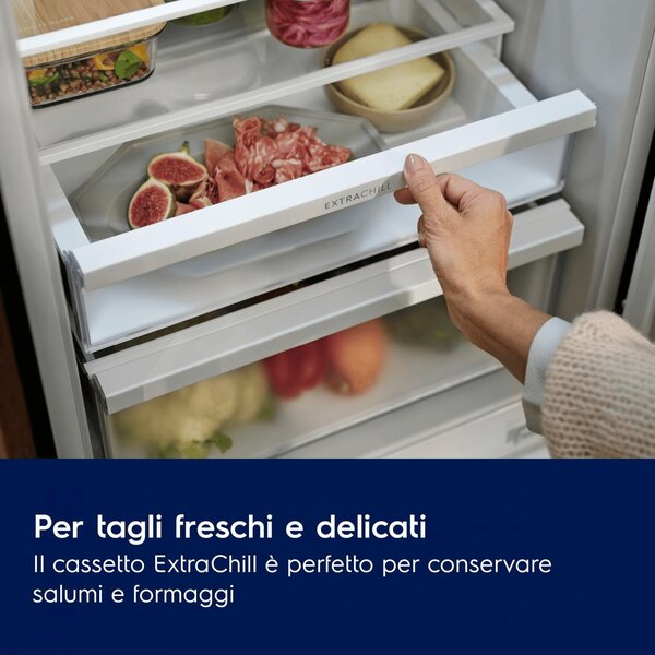 Electrolux Frigorifero da Incasso Combinato Capacit 248 Litri Classe energetica E Raffreddamento No Frost colore Bianco - ENA7CE18S