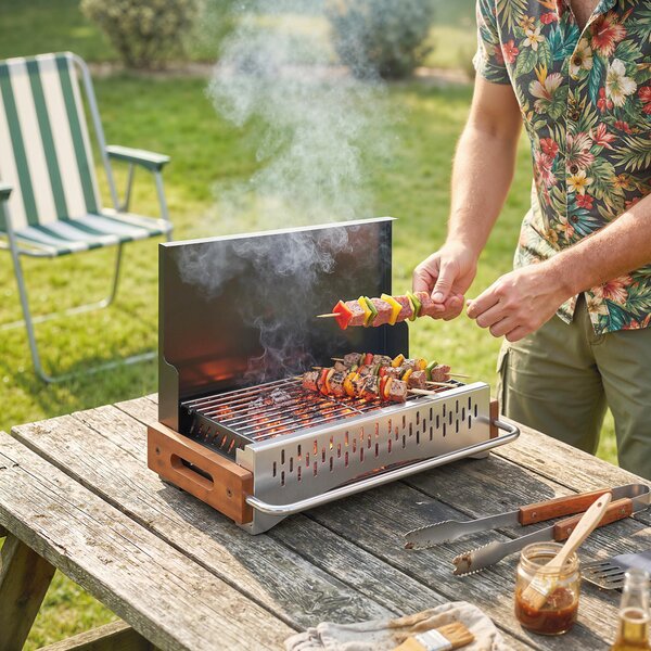 Outsunny Barbecue Portatile a Carbone con Vaschetta Rimovibile, in Acciaio Inox e Metallo, 50.5x34x33 cm, Nero | Aosom Italy