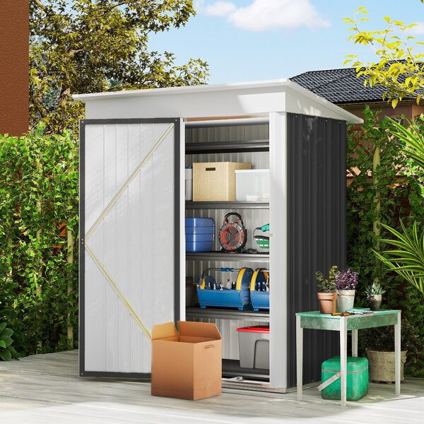 Outsunny Capanno da giardino, capanno attrezzi esterno in lamiera ondulata, design a parete, ripiani regolabili, porta richiudibile grigio scuro | Aosom Italy
