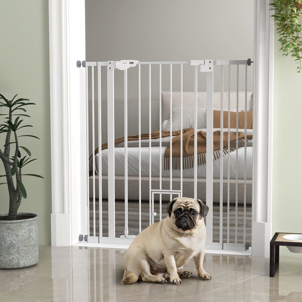 PawHut Cancellino per Cani Regolabile Alto con Porta Piccola e Chiusura Automatica, 74-101x104cm, Bianco | Aosom Italy