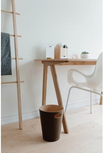 Cestino per la spazzatura marrone da ufficio 7,5 l Woodrow – Umbra