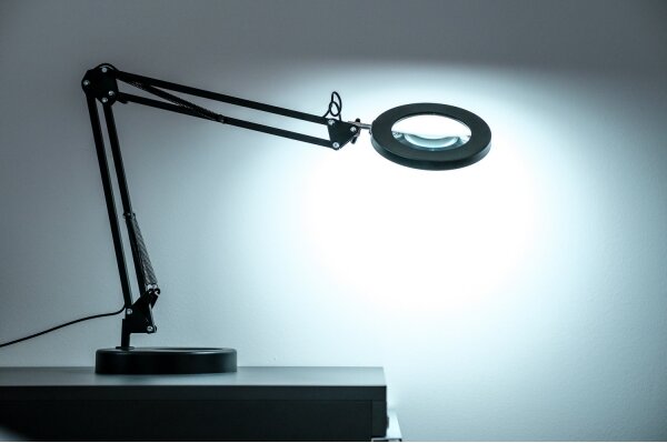 Brilagi - Lampada da tavolo LED dimmerabile con una lente d'ingrandimento LED/12W/5V 3000/4200/6000K nero
