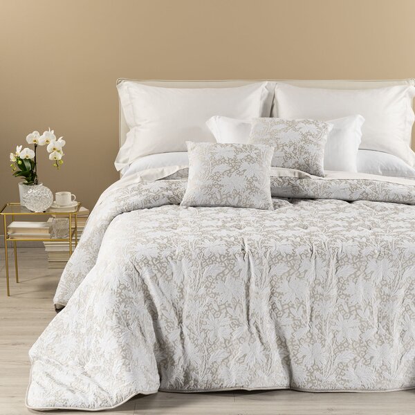 Trapunta Leggerissima In Raso Jacquard Vivienne Matrimoniale Dreaming Tinta Unita Avorio Caleffi