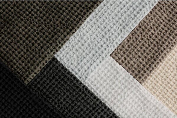 Asciugamano da bagno beige in cotone Moonbeam, 140 x 70 cm - Blomus