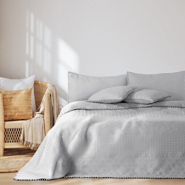 Copriletto grigio chiaro 170x210 cm Meadore – Restilo