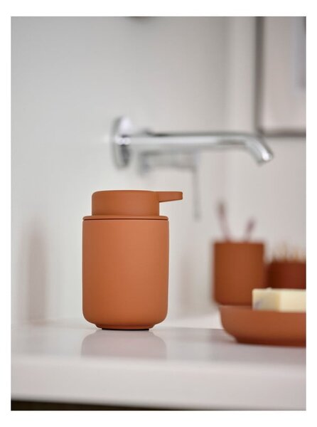 Tazza in gres arancione per spazzolini da denti Ume - Zone