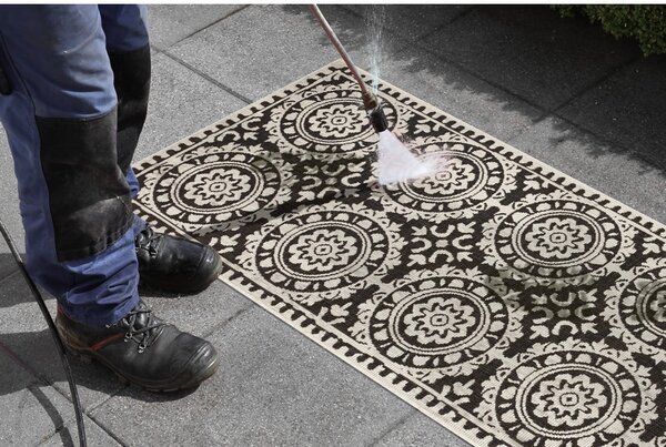 Tappeto da esterno nero e crema , 80 x 250 cm Jardin - NORTHRUGS