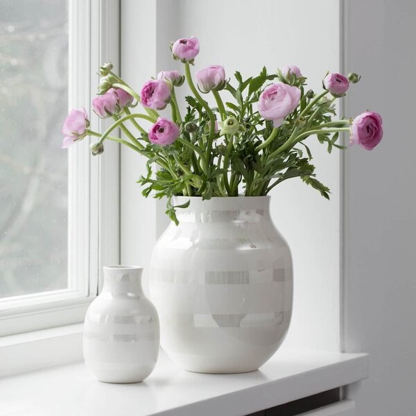 Vaso in ceramica bianca Omaggio - Kähler Design