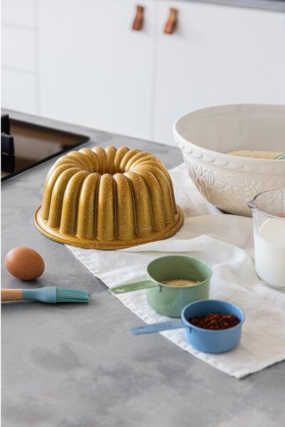 Stampo da forno in alluminio fuso di colore oro Lotus - Bonami Selection