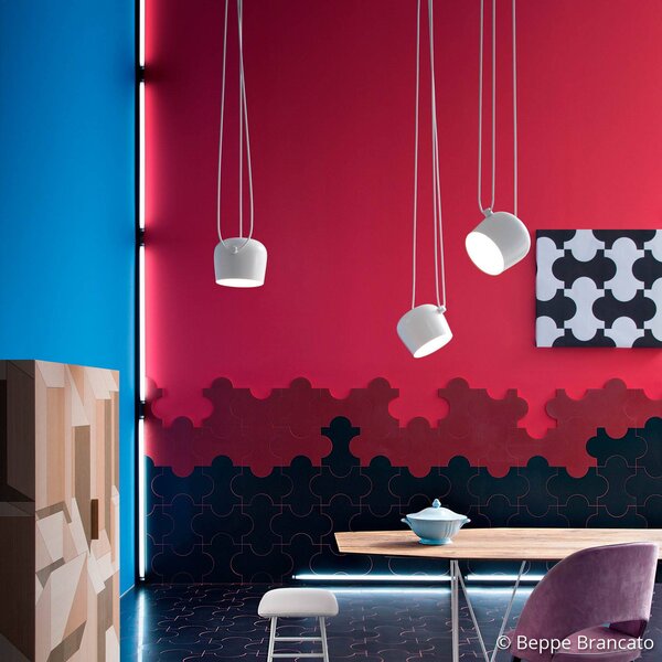 FLOS Lampada a sospensione AIM Small, dimmerabile, Bianco / Opale, Soggiorno / Sala da pranzo, Alluminio, Design, Lampada a sospensione
